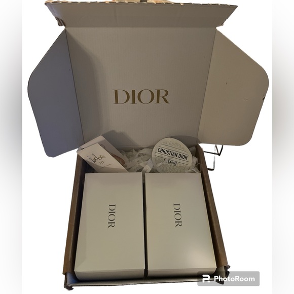 Dior red cosmetic cases x 2 with 2 boxes and large box! NWT! - Picture 2 of 6